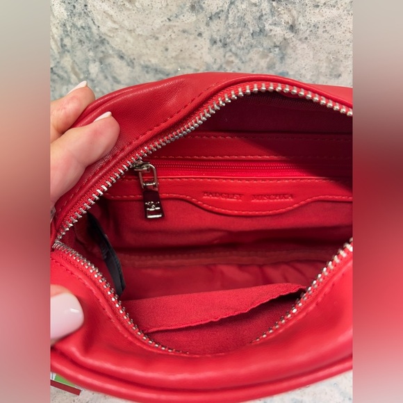 Bradley Mischka Red Diamond Quilted Accessories Crossbody Handbag W/ Pearls - Picture 5 of 6